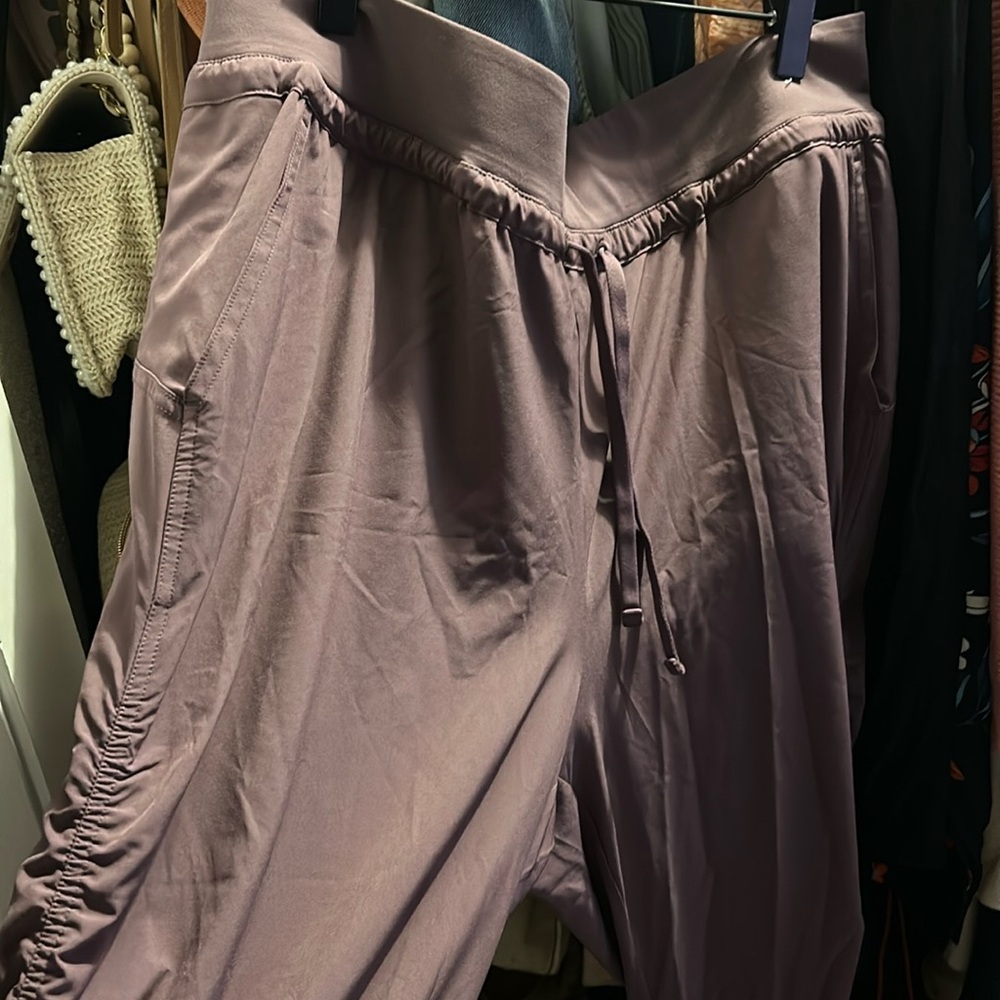 Athleta leggings